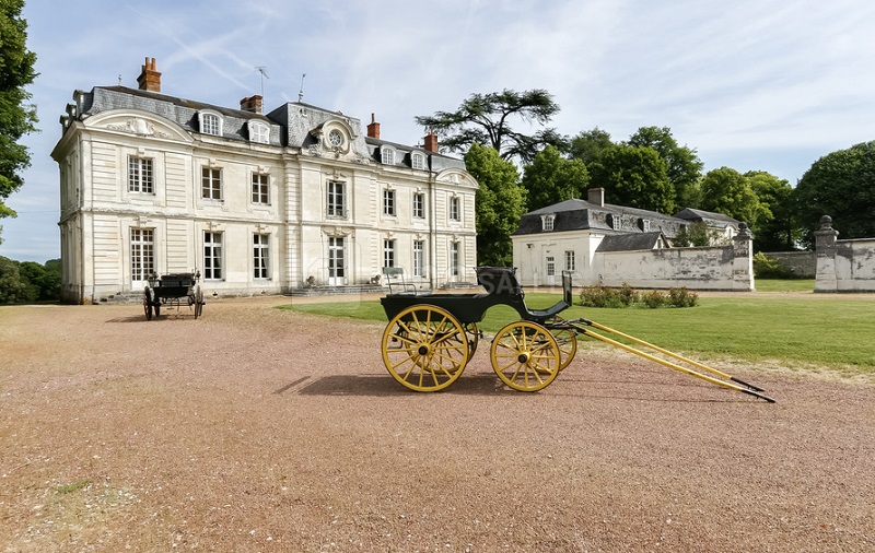 Chateau-de-Saint-Senoch-cour-Loches-Val de Loire