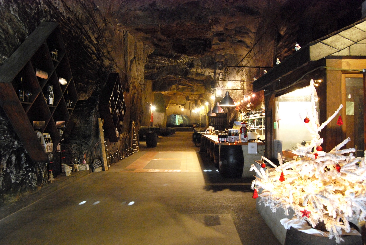 Cave Monplaisir