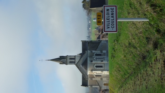 Presbytere de l'OR - Villeloin-Coulangé église petit