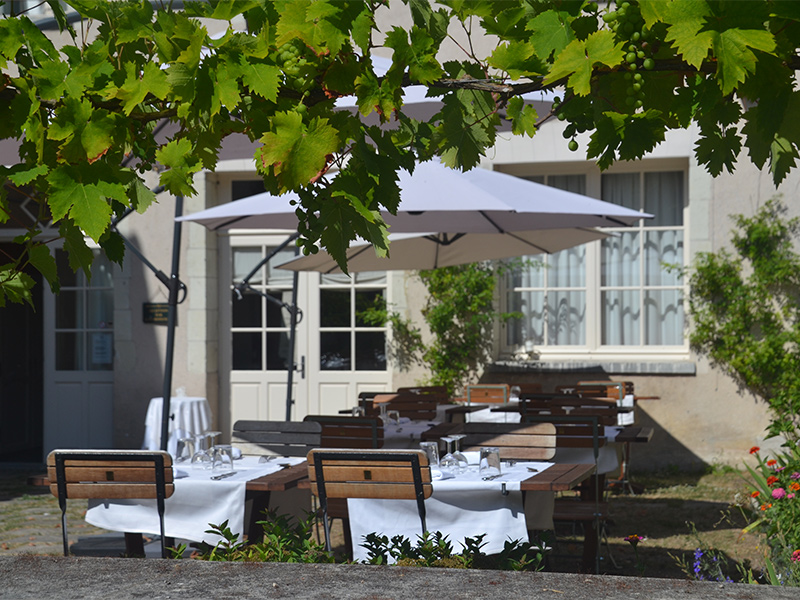 Hôtel Le Relais de la Mothe - Yzeures-sur-Creuse, France.